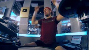 Filatov & Karas - Ещё один день (Барабанная версия / Максимилиан Максоцкий) - АВТОРАДИО