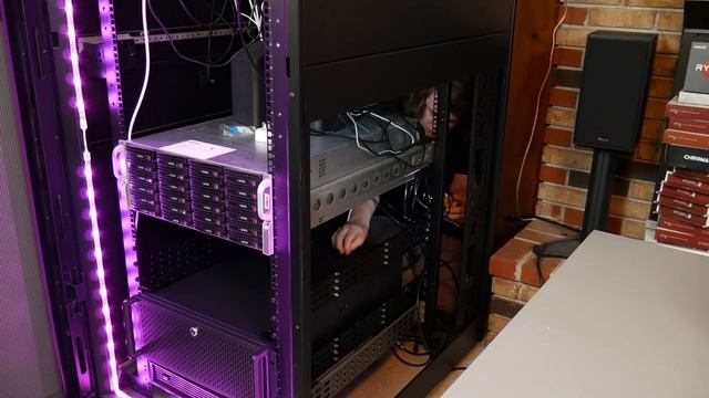 ProxMox Server Build Update | Rosewill RSV-4310L Quick Review смотреть онлайн