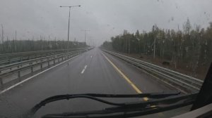 И вот первый снег. Загрузка шинами в Всеволожске. Работа водителем категории Е в ТК Деловые Линии.