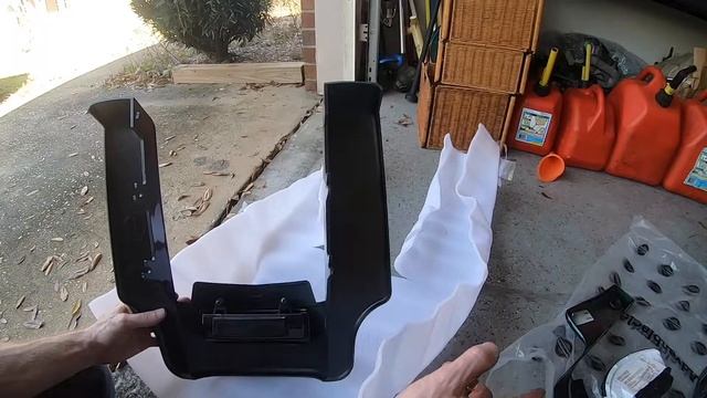 Advanblack Rear Fender Extension / Custom Dynamics ProBeam tri-bar light / rear reflector removal