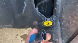 How to change the fog lights on a Jeep Renegade