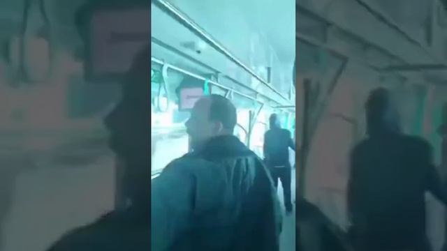 Авария в метро