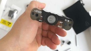 iFi xDSD Mobile hi-res DAC unboxing and connection