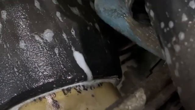 Как быстро проверить пневмобаллон на утечку воздуха на любой машине (лайфхак)