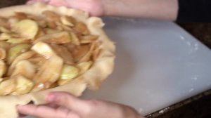HOW TO MAKE THE BEST APPLE PIE | APPLE PIE RECIPE