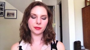 Lipstick Blending With Red Apple Lipstick's Instant Color Lipsticks