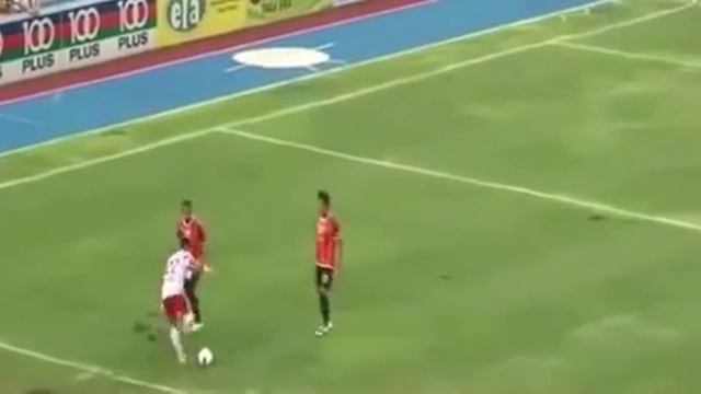 HACE EL RIDÍCULO IMITANDO A NEYMAR JR