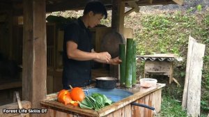 Go with puppy LYLY to harvest wild GAC fruit, Cooking rice with a bamboo tube - Forest life | Ep.24