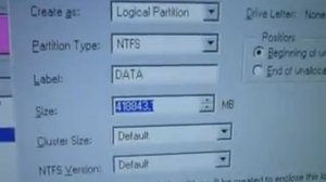 用 Hiren's BootCD 內的 Partition Magic 8