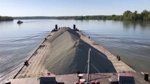 Таймлапс - Спуск груженой баржи по Оби