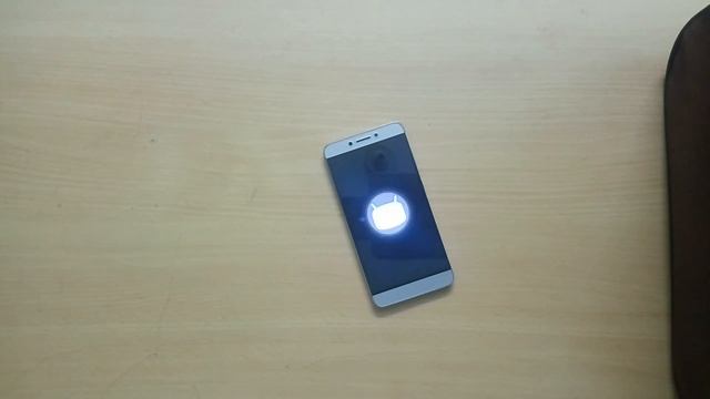 Le Eco Le 2 SD652 - CM/Lineage OS 13.1(OFFICIAL) (STABLE) (OTA) (VoLte) смотреть онлайн