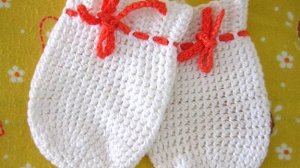 Варежки крючком для новорожденного Crochet mittens for a newborn