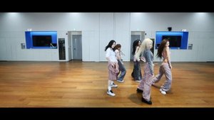 Itzy "Gold" Dance practice