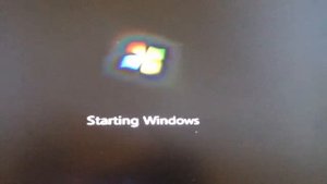 Windows 7 doesn't start up on - Starting Windows screen