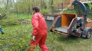Дробление веток и древесины в щепу в Московской области
