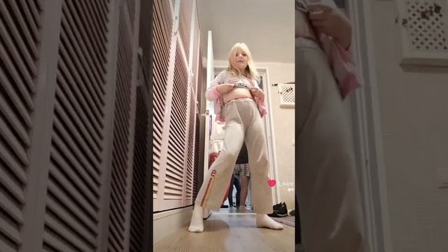 1000009243.mp4 смотреть онлайн