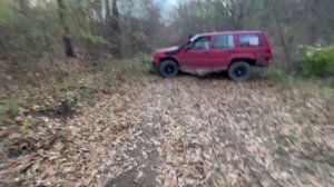 Jeep Grand Cherokee ZJ 4.0 Off road vs Forest