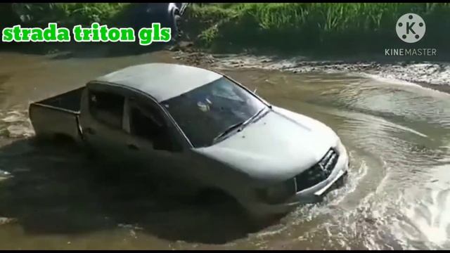 coba coba strada triton (glx) vs (gls) смотреть онлайн