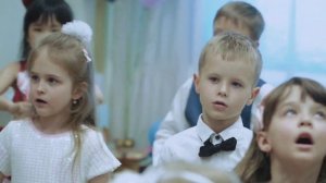 "Ходики с кукушкой" (совместная песня детей и педагогов)
