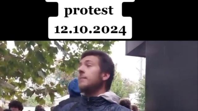 Молодой человек из Молдавии не испугался камер и прямо заявил журналистам, кто они на самом деле.