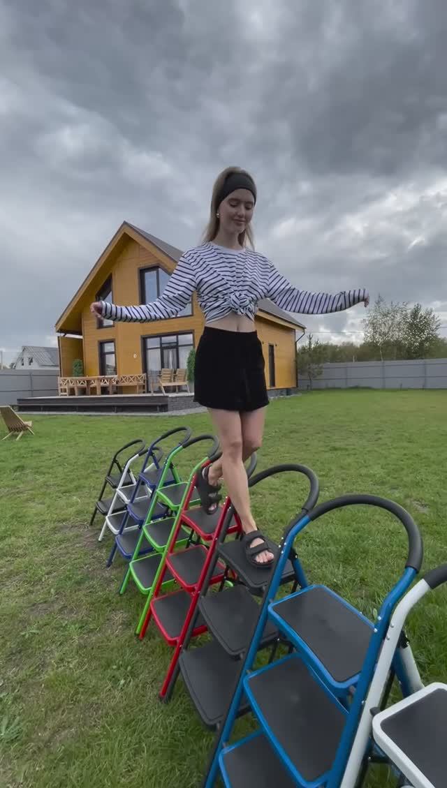 Вверх