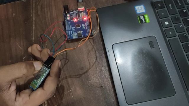 How to Put Bluetooth Module (HC-05) in AT mode. AT command issue Resolve. смотреть онлайн