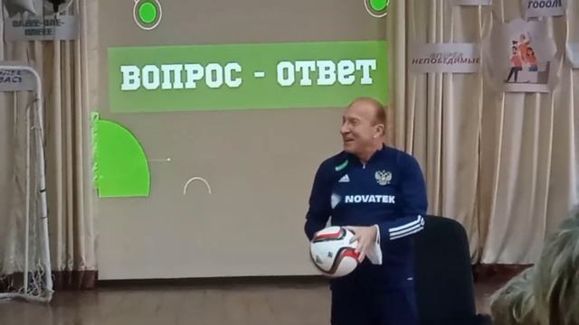 Школьные новости выпуск №1 (Гимназия №2 Тихвин) смотреть онлайн