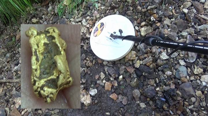 Ищу самородное Золото в реке металлоискателем!