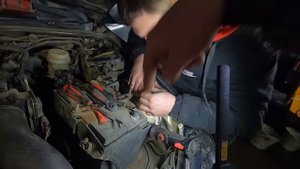 Пропали Потребители. Ищем питание Mitsubishi L200
