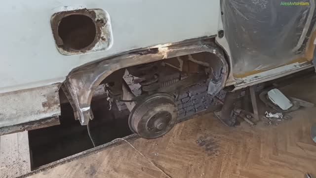 Audi 100 C3. Старый немец. Ремонт. Серия 1