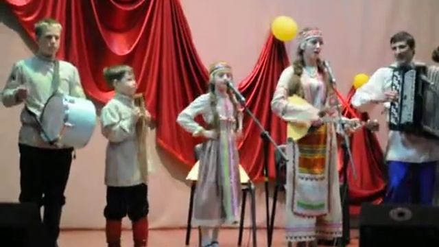 Детский фольклорный ансамбль "Владко" (Солгон) - песня "конопель" смотреть онлайн