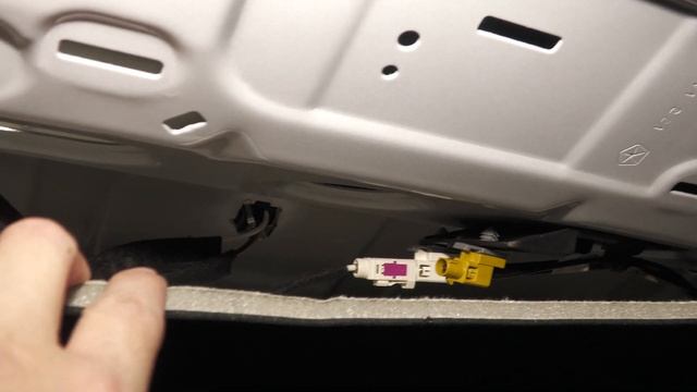 How To Remove The Antenna of a Jeep Grand Cherokee Track Hawk смотреть онлайн