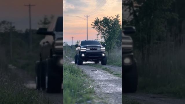 Kachow #diesel #liftedtrucks #ram #trucks смотреть онлайн