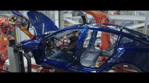 Как собирается Tesla Model 3 роботами на заводе во Фримонте, США | News Titan Electro