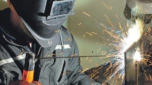 СКОЛЬКО ЗАРАБАТЫВАЮТ СВАРЩИКИ В РОССИИ НА САМОМ ДЕЛЕ?ШОК!!!