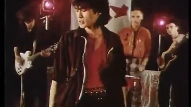 Кино - Закрой за мной дверь, я ухожу Türkçe Lyrics