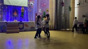 танец с фонариками