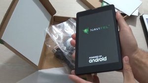 Unboxing NAVITEL T500 3G