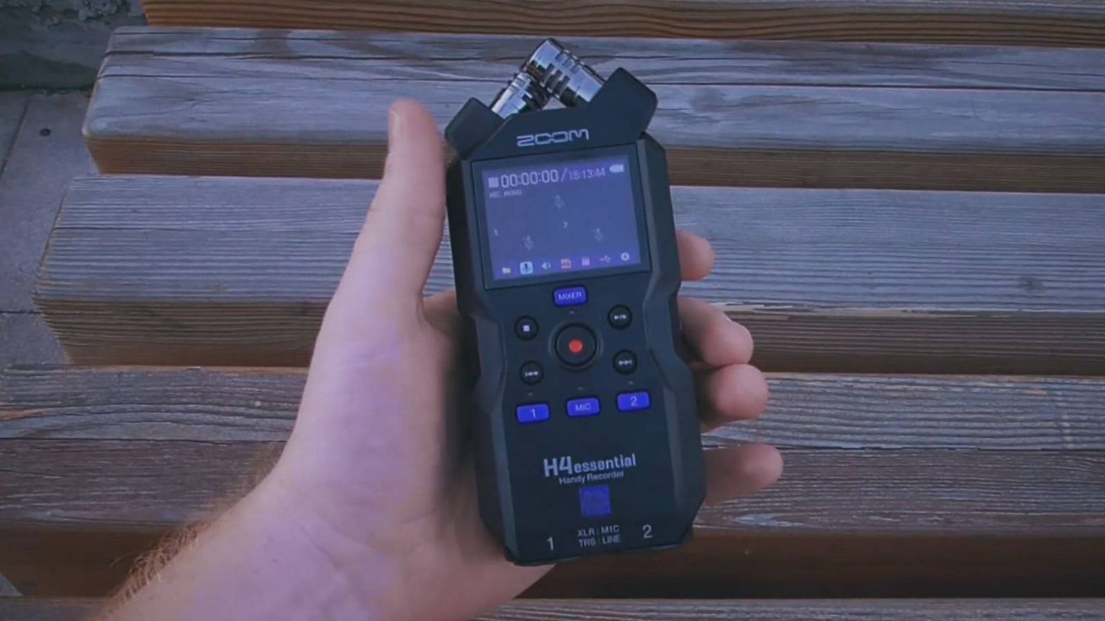 Zoom H4e Essential: обзор, сравнение, применение, подключение как аудиоинтерфейса