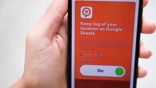 Skyroam Solis X Smart WiFi Hotspot with Power Bank and Remote Camera смотреть онлайн