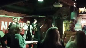 Юрий Антонов - Летящей походкой (поёт Виктория Райкина & Группа РАЙКОМ, cover)