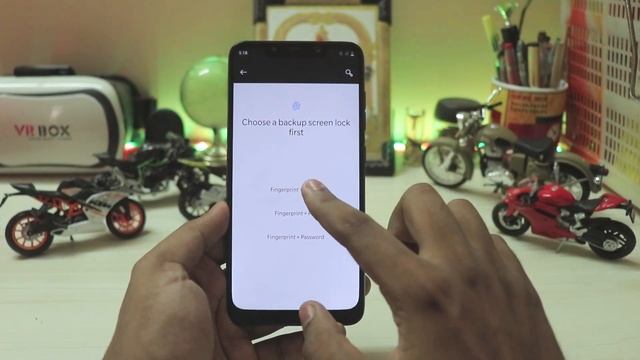 Stable OxygenOS 10 for Poco F1 | Review & Install Android 10 смотреть онлайн