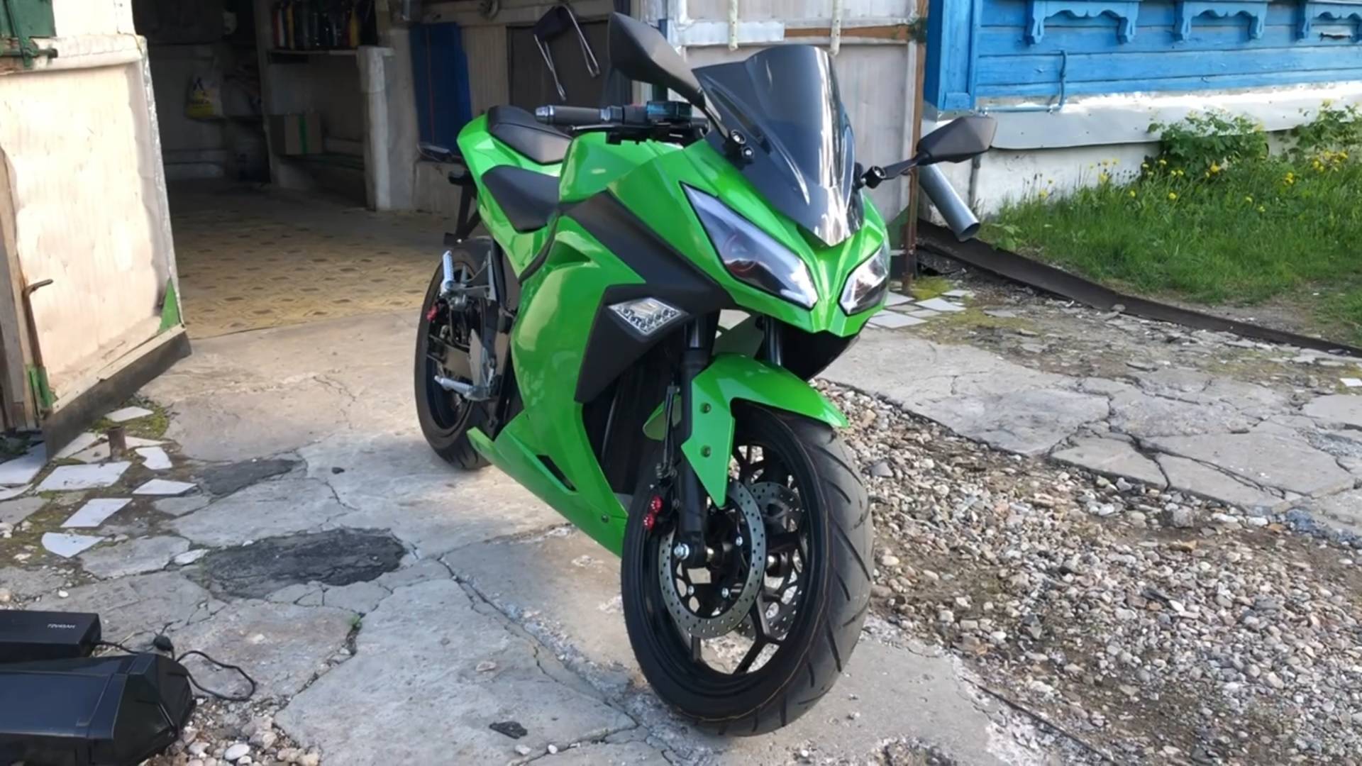 Электромотоцикл Kawasaki Ninja. 4000 Вт. Честный обзор владельца. смотреть онлайн