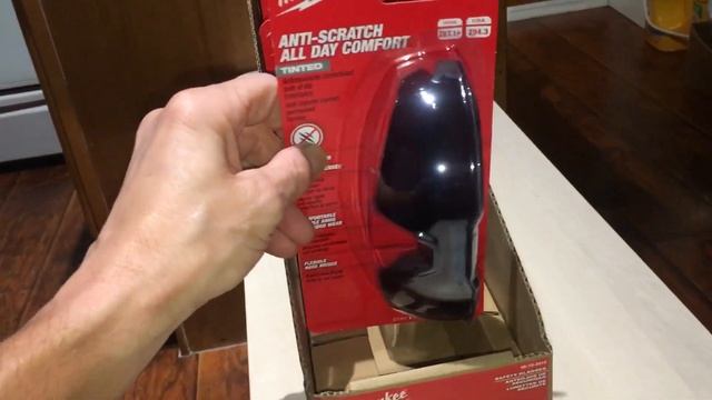 Safety Glasses tinted Milwaukee excellent buy $7.97 for jobsite or refrigerant handling￼ смотреть онлайн