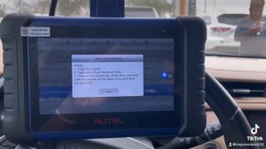 CADILLAC XT5 OEM Key Fob Programming Autel 508