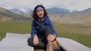 Туристический коврик: на какой стороне спать. Гайд по использованию