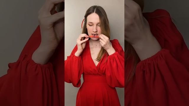 Крутая идея прически на Новый год! #новыйгод #прически #прическипошагово #hairstyle