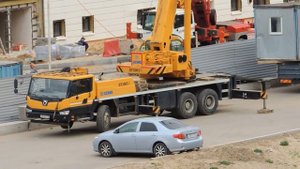 Автокран поможет снять сразу два Вагончика с Крана манипулятора