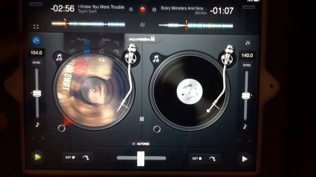 Algoriddim DJAY 2 Quick Overview HD смотреть онлайн