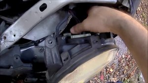 How to replace headlights 2005 Dodge Neon